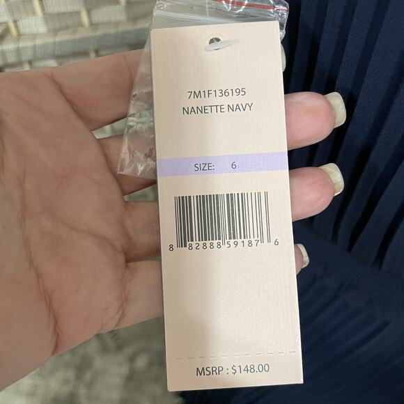 Nanette Lepore Sleeveless Pleated Dress Size 6 Navy High Smocked Neck Waist NEW - Picture 7 of 11